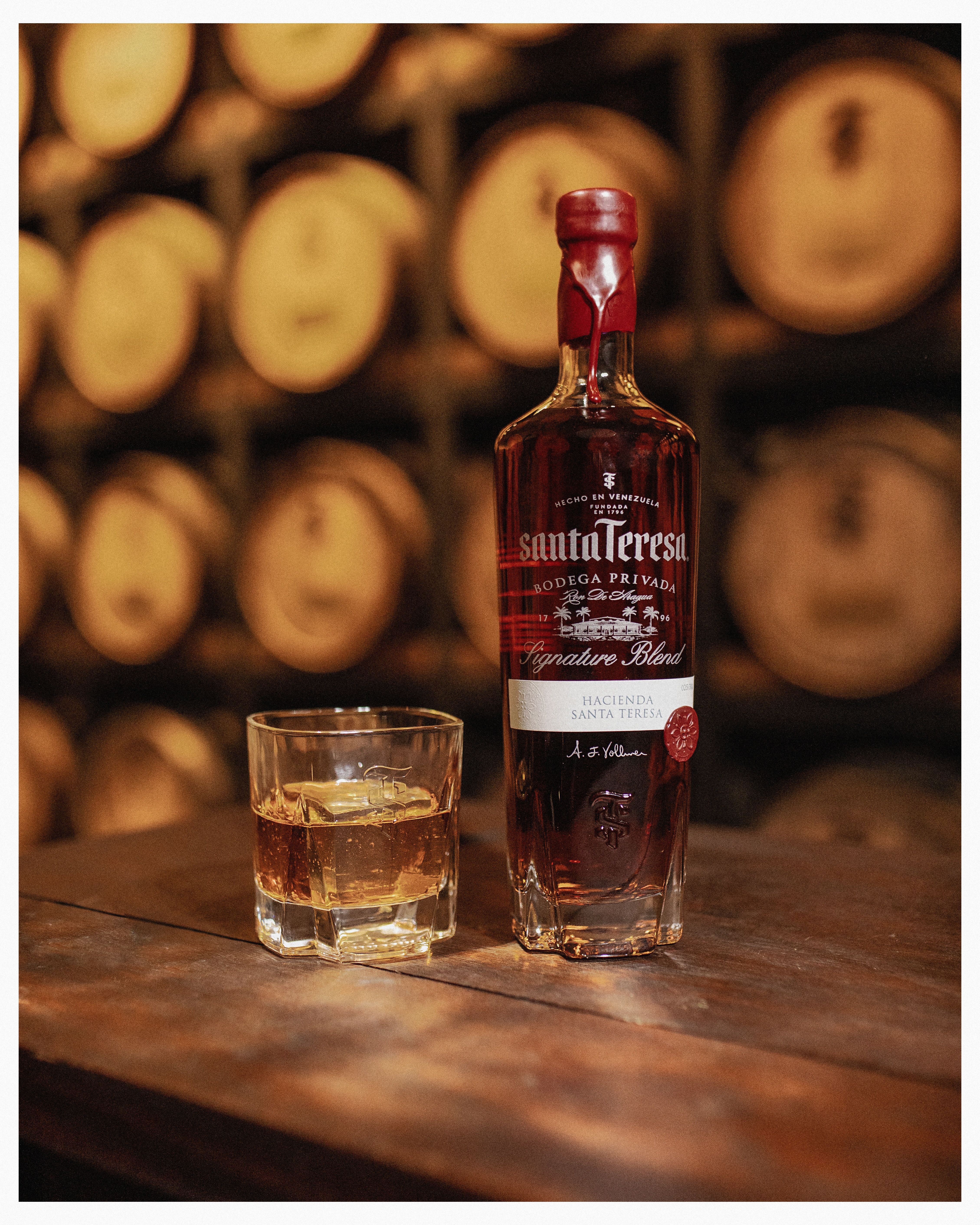 Signature Hacienda Santa Teresa | 0.75 LT - Imagen 2